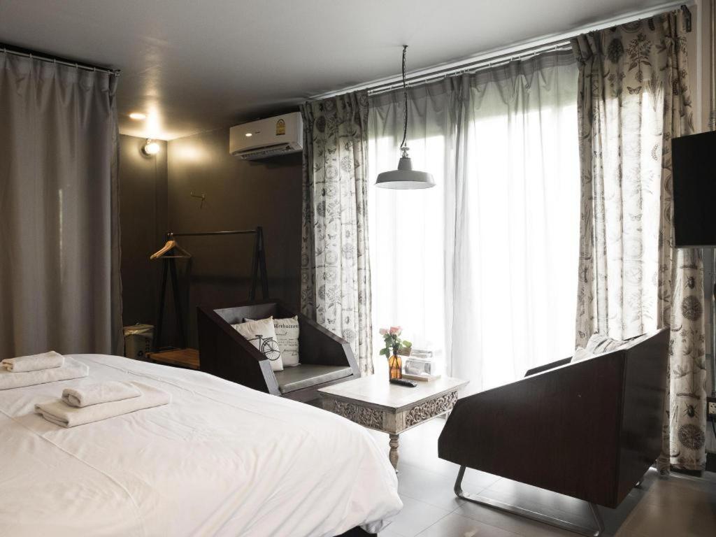 צ'יאנג מאי Pyur Otel מראה חיצוני תמונה